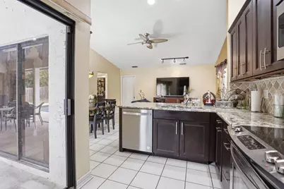 11257 NW 45th Street, Coral Springs, FL 33065 - Photo 16
