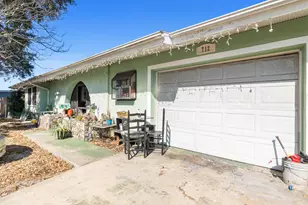 712 Bianca Dr NE, Palm Bay, FL 32905 - Photo 1