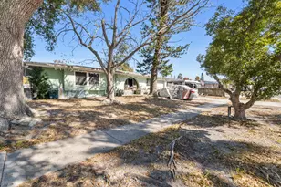 712 Bianca Dr NE, Palm Bay, FL 32905 - Photo 18
