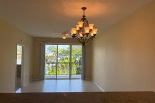 27 Royal Palm Way, Boca Raton, FL 33432 - Photo 4