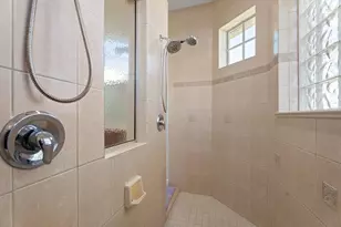 5806 NW Rose Petal Ct, Port Saint Lucie, FL 34986 - Photo 22