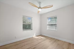 2585 Lorraine Ct, North Palm Beach, FL 33403 - Photo 18