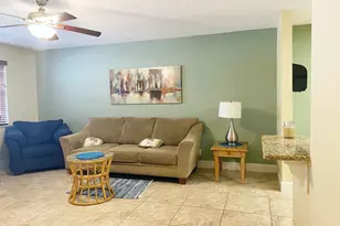 801 Hummingbird Way, North Palm Beach, FL 33408 - Photo 1