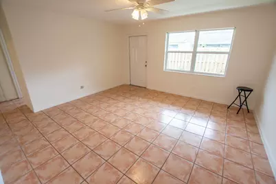 3962 Roan Court W, West Palm Beach, FL 33403 - Photo 10