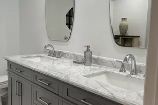 364 Prestwick Cir, Palm Beach Gardens, FL 33418 - Photo 26