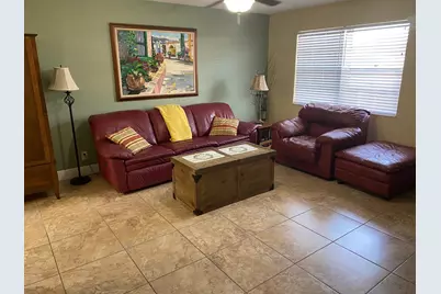 801 Hummingbird Way #104, North Palm Beach, FL 33408 - Photo 2