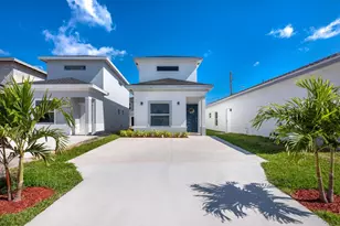 411 NW 12th Ave, Boynton Beach, FL 33435 - Photo 1