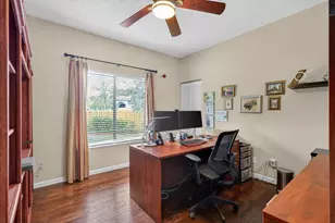 10265 SW 12th St, Pembroke Pines, FL 33025 - Photo 12