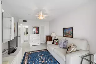 3028 Guildford B, Boca Raton, FL 33434 - Photo 14