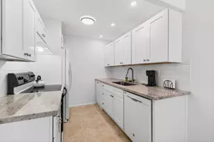 3028 Guildford B, Boca Raton, FL 33434 - Photo 2