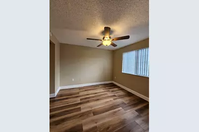 4187 N Haverhill Road #517, West Palm Beach, FL 33417 - Photo 14