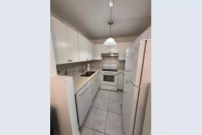 [Address not provided], West Palm Beach, FL 33417 - Photo 6