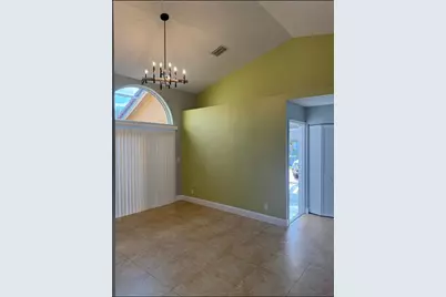 12390 Summer Springs Dr, Boynton Beach, FL 33437 - Photo 8