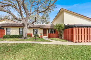 8091 SE Villa Cir, Hobe Sound, FL 33455 - Photo 1