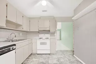 8091 SE Villa Cir, Hobe Sound, FL 33455 - Photo 12