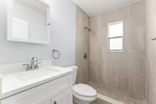 656 W 6th St, Riviera Beach, FL 33404 - Photo 8