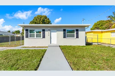 656 W 6th Street, Riviera Beach, FL 33404 - Photo 1