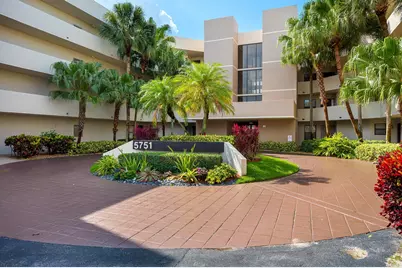 5751 Camino Del Sol #403, Boca Raton, FL 33433 - Photo 1