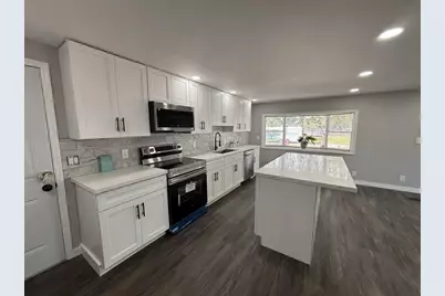 5010 NW 2nd Avenue NW, Deerfield Beach, FL 33064 - Photo 18