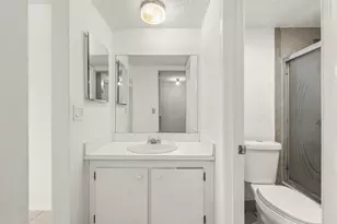 9340 Lagoon Pl, Davie, FL 33324 - Photo 20