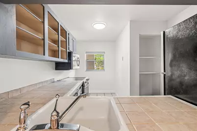 9340 Lagoon Place #206, Davie, FL 33324 - Photo 6