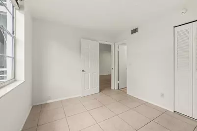 9340 Lagoon Place #206, Davie, FL 33324 - Photo 14