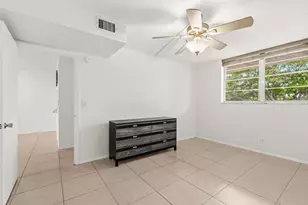 9340 Lagoon Pl, Davie, FL 33324 - Photo 18