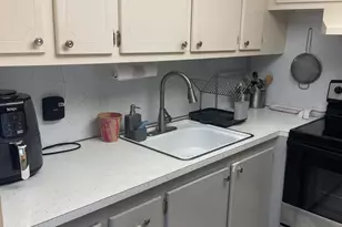 183 Dorchester, West Palm Beach, FL 33417 - Photo 4