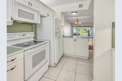 390 Golfview Road #G, North Palm Beach, FL 33408 - Photo 8