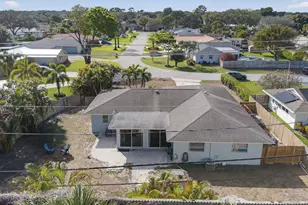 9774 Jonquil Cir S, Palm Beach Gardens, FL 33410 - Photo 54