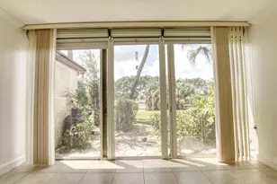 4489 Luxemburg Ct, Lake Worth, FL 33467 - Photo 4