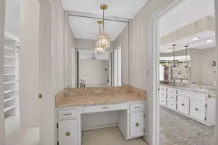 2101 NW 25th St, Boca Raton, FL 33431 - Photo 34