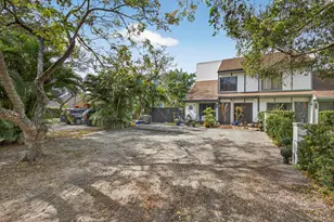 9212 Green Meadows Way, Palm Beach Gardens, FL 33418 - Photo 4