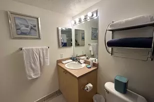 615 Villa Cir, Boynton Beach, FL 33435 - Photo 12