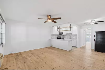 247 Ventnor R, Deerfield Beach, FL 33442 - Photo 8