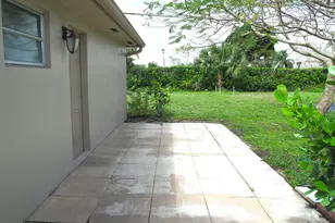 1295 High Point Pl N, Delray Beach, FL 33445 - Photo 22