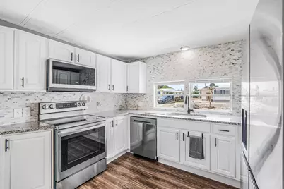 8301 SE Skylark Avenue, Hobe Sound, FL 33455 - Photo 8