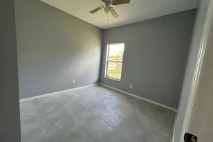 974 SE Albatross Ave, Port Saint Lucie, FL 34983 - Photo 12