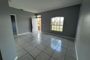974 SE Albatross Ave, Port Saint Lucie, FL 34983 - Photo 2