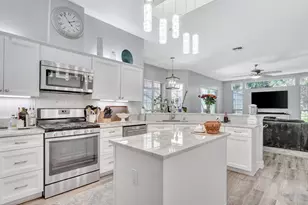 8349 150th Ct N, Palm Beach Gardens, FL 33418 - Photo 4