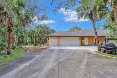 8349 150th Court N, Palm Beach Gardens, FL 33418 - Photo 2