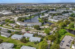 297 Farnham M, Deerfield Beach, FL 33442 - Photo 16