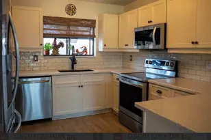 3510 SE Sandpiper Ct, Port Saint Lucie, FL 34952 - Photo 2