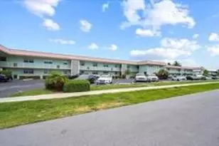 117 Lehane Terrace, North Palm Beach, FL 33408 - Photo 2