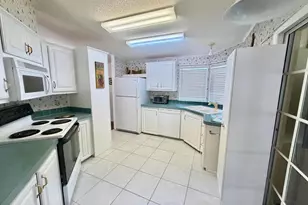 3724 W Doral Ct, Port Saint Lucie, FL 34952 - Photo 14