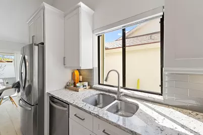 125 Harbourside Circle, Jupiter, FL 33477 - Photo 14