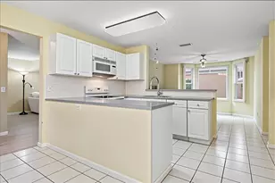 1007 Island Manor Dr, Greenacres, FL 33413 - Photo 10