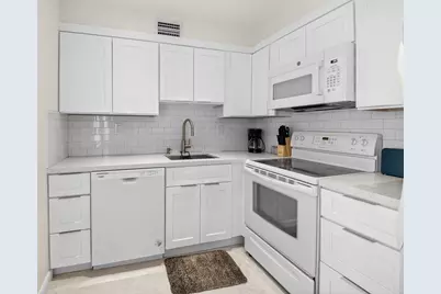 173 Flanders D, Delray Beach, FL 33484 - Photo 20