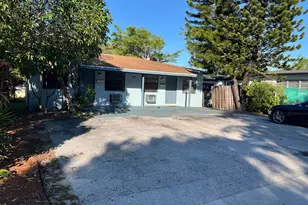 115 N A St, Lake Worth Beach, FL 33460 - Photo 2