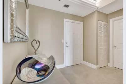 700 E Boynton Beach Boulevard #Ph 2, Boynton Beach, FL 33435 - Photo 4